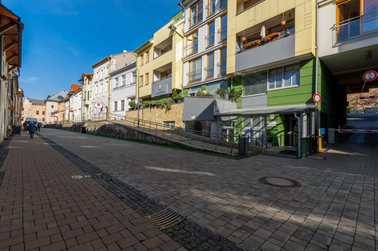 Apartman Strieborna V Centre Mesta Banská Bystrica Exteriör bild